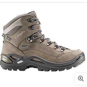 Lowa Renegade GTX Mid Hiking Boots
